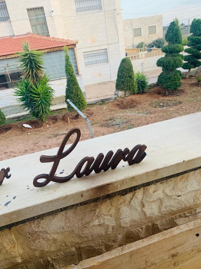 Laura'S Modern Villa 마다바 외부 사진